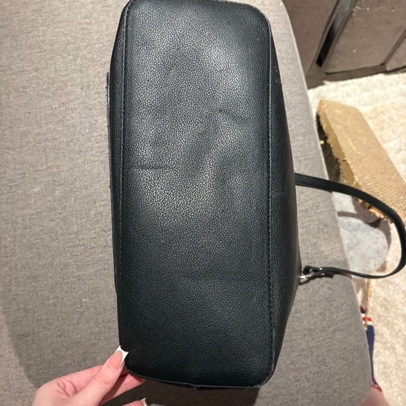 Steve Madden Tote Bag - Picture 15 of 16